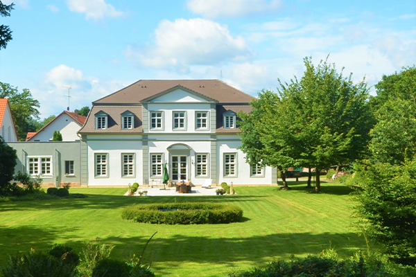 Jagdschloss-Park_Außenansicht